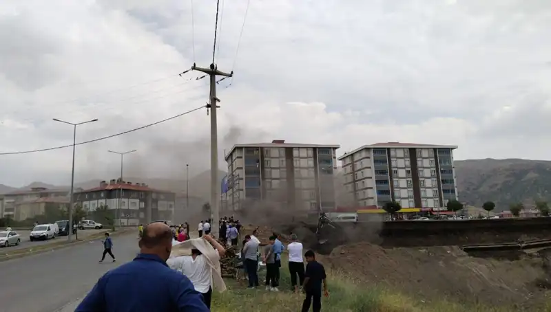Bitlis'te Doğalgaz Hattında Patlama: Neler Yaşandı ve Sebepleri Neler?