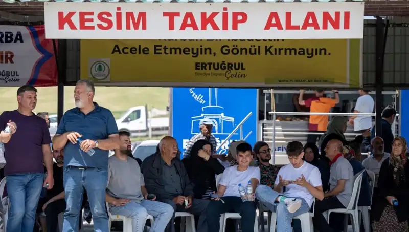 Ankara'daki Kurban Pazarlarında Yoğunluk: Alışveriş Sezonu Başladı!