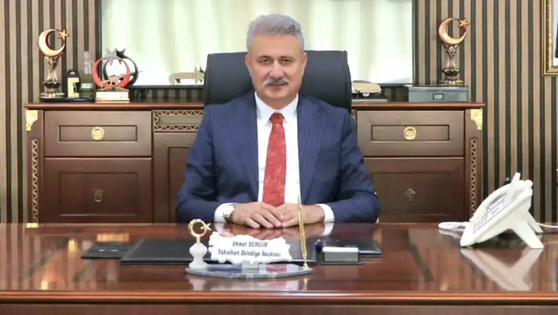 Yahşihan Belediye Başkanı Ahmet Sungur Gözaltına Alındı: AK Parti'den Açıklama Geldi