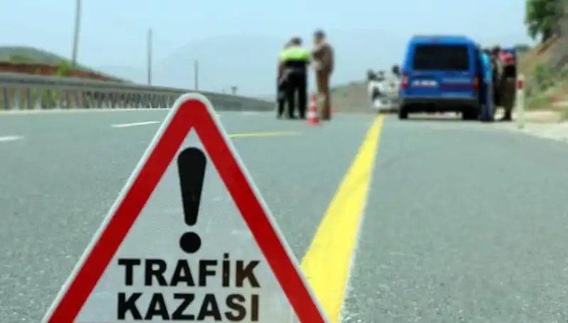 Bitlis'te İki Ayrı Trafik Kazası: 19 Yaralı, Durumları Ağır