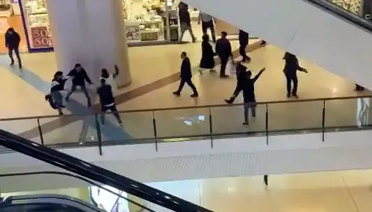 İstanbul AVM’sinde Neden Art Arda Kavga Çıktı? Detaylar Şoke Edici!