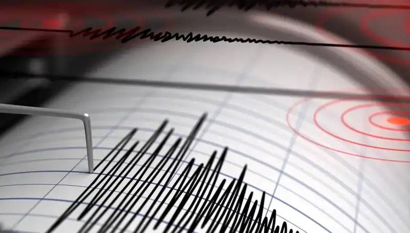 Manisa'da Şok Eden 4 Büyüklüğünde Deprem! Vatandaşlar Endişeli