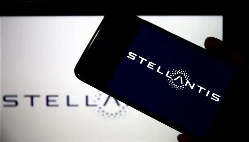 Stellantis Krizle Yüz Yüze: Fabrikaların Kapanma Tehlikesi