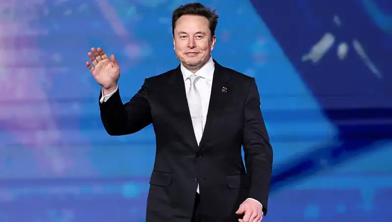 Tesla’nın Yeni Canavarı Rafa Kaldırıldı mı? Elektrikli Araç Dünyasında Şok Gelişme
