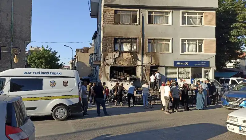 Tüp Bayisinde Meydana Gelen Patlama Can Aldı: Ölü Sayısı İkiye Çıktı