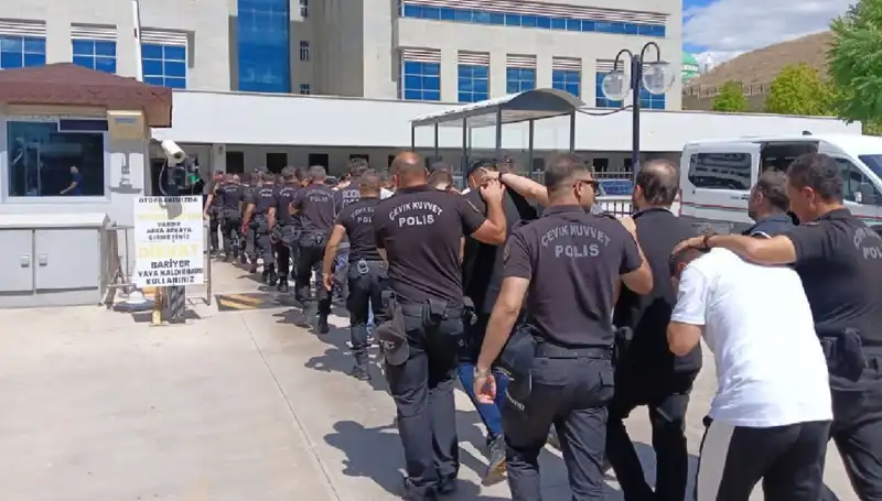 Ankara'da Tehditlerle Haraç Kesme Çetesine Büyük Operasyon