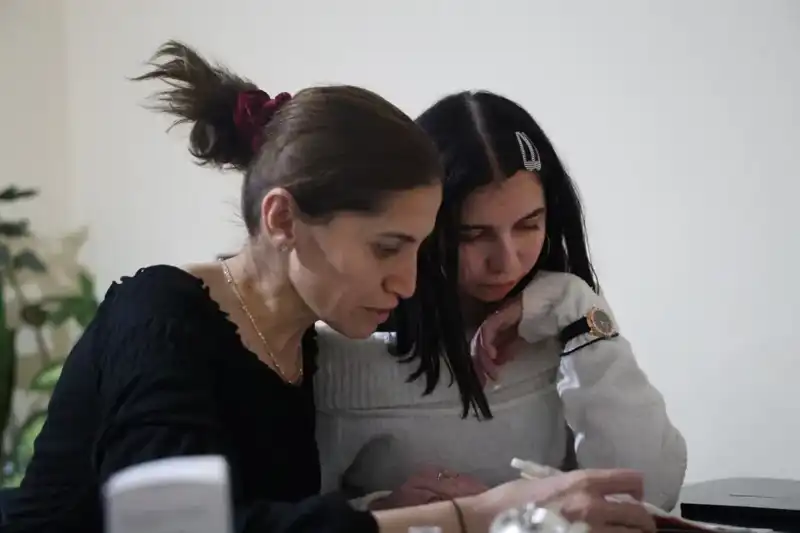 Çocuk Yaşta Evlilik: Kanserle Savaşan Genç Kadının İnanılmaz Hikayesi