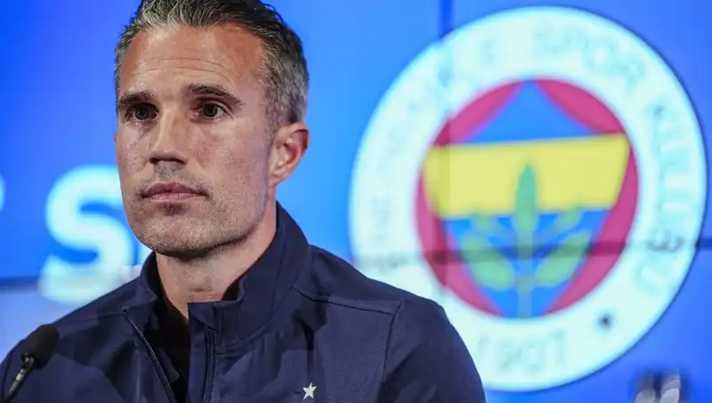 Fenerbahçe'nin Şampiyonluk Yolunda Robin van Persie'den Mükemmel Tahmin